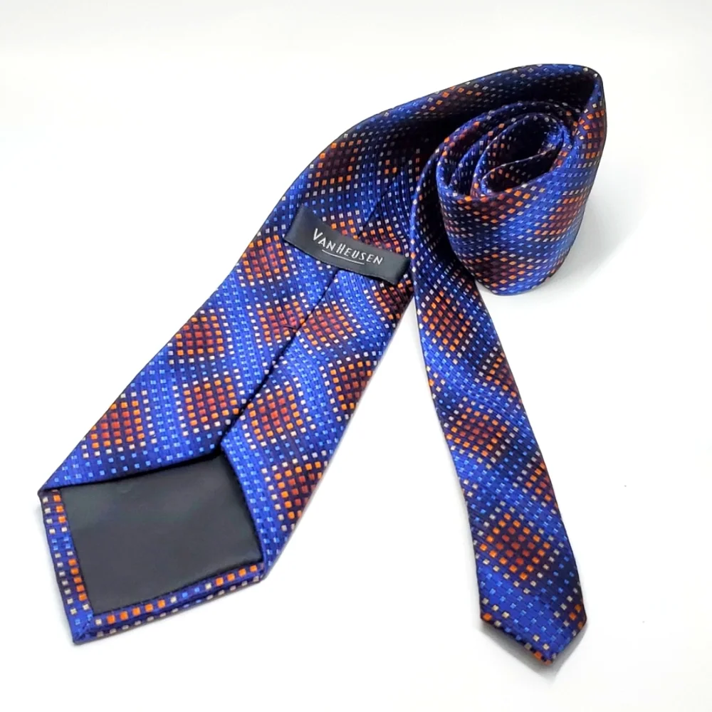 VAN HEUSEN Geometric Tiny Cubes Blue Brown Silk Tie EUC